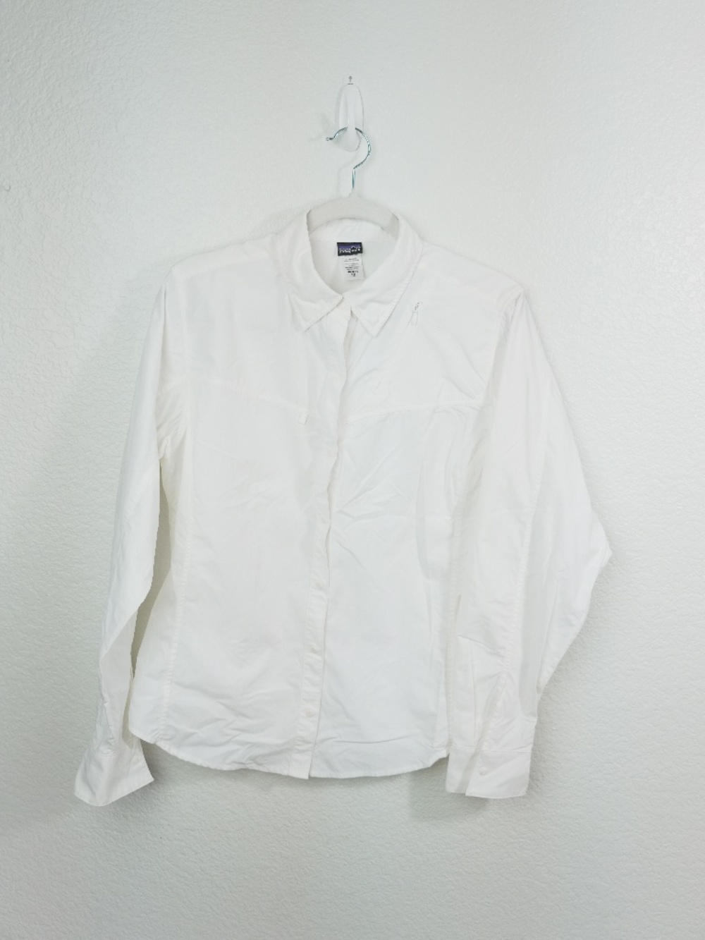 Patagonia Women’s Button Up Shirt Size 12 White Nylon Hiking Travel Outdoor